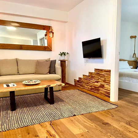 Merriam Mykonos Town